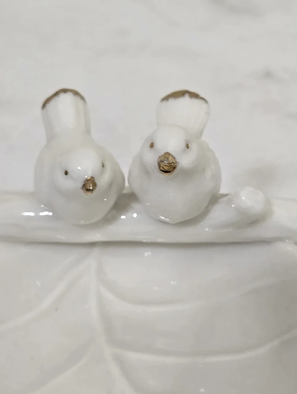 vintage PIER 1 imports Trinket Tray Two Birds Porcelin White Gold Trim